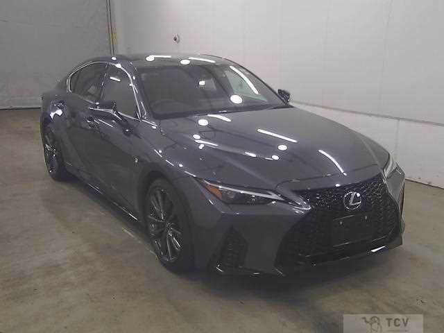 2023 Lexus IS