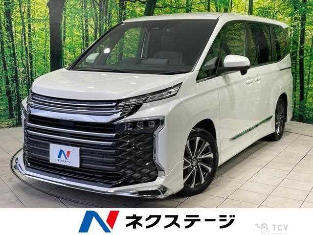 2023 Toyota Voxy