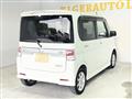 2011 Daihatsu Tanto