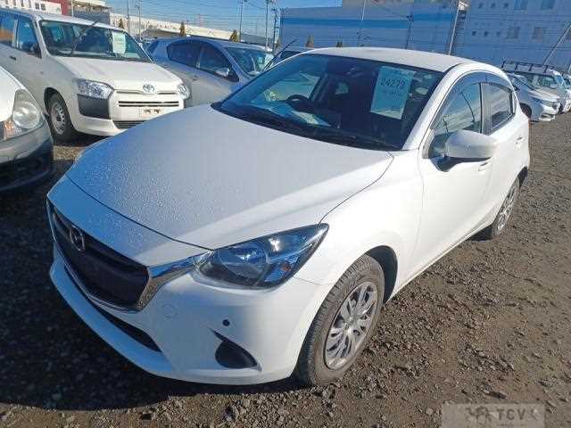 2016 Mazda Demio