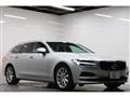 2018 Volvo V90