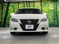 2013 Toyota Crown Hybrid