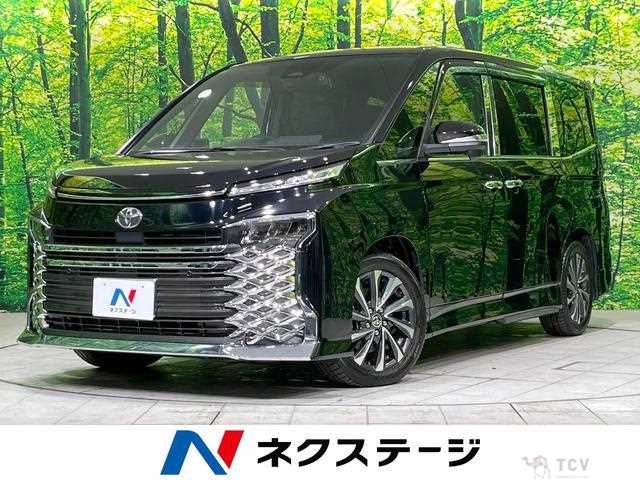 2022 Toyota Voxy