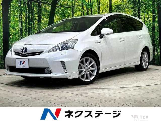 2013 Toyota PRIUS α