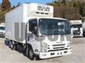 2020 Isuzu Elf Truck