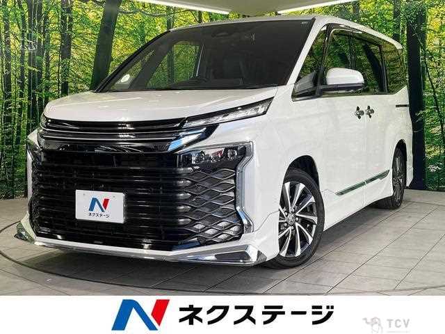 2022 Toyota Voxy