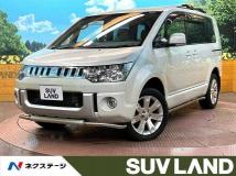 2016 Mitsubishi Delica D5