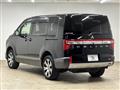 2019 Mitsubishi Delica D5