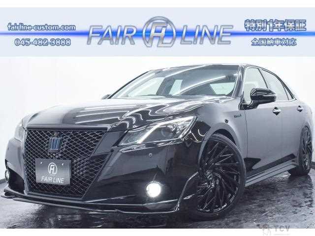 2013 Toyota Crown Hybrid