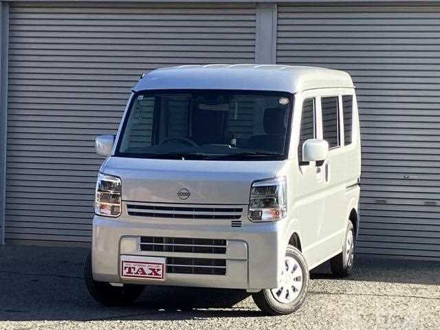2024 Nissan Clipper Van