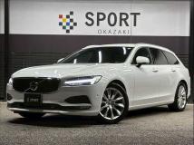 2017 Volvo V90