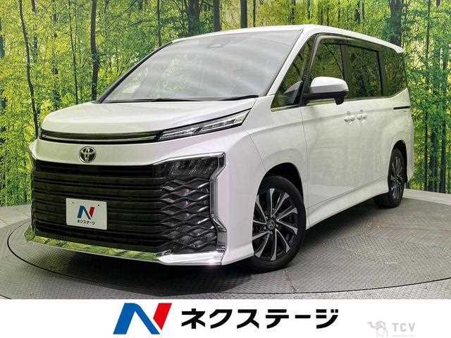2022 Toyota Voxy