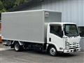 2013 Isuzu Elf Truck