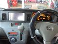2010 Daihatsu Atrai Wagon