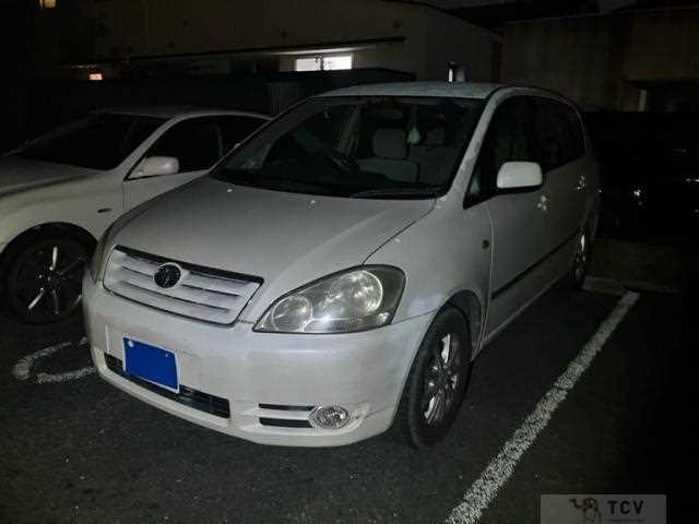 2001 Toyota Ipsum