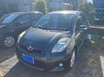 2010 Toyota Vitz