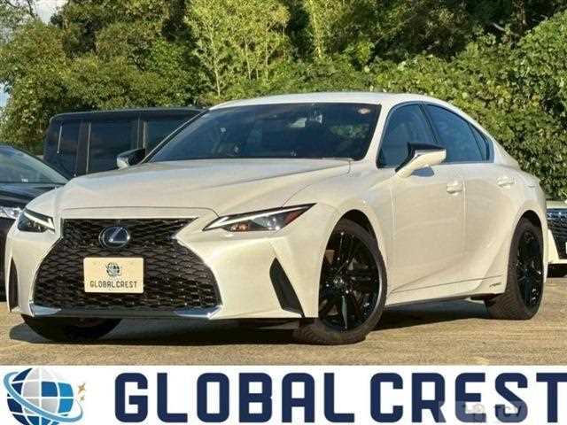 2022 Lexus IS