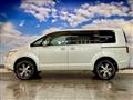 2010 Mitsubishi Delica D5