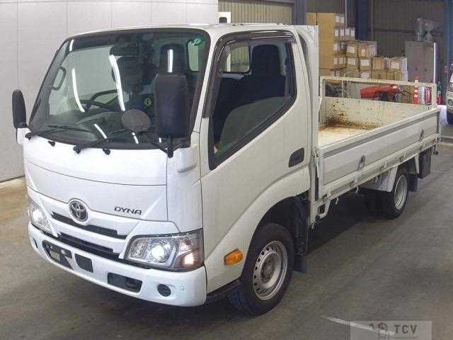 2022 Toyota Dyna Truck