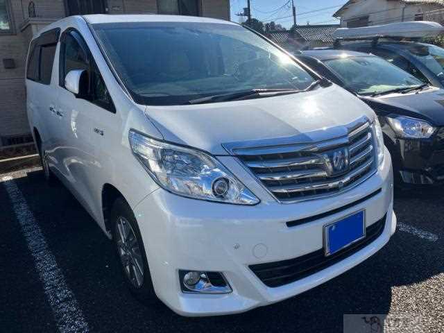 2013 Toyota Alphard Hybrid