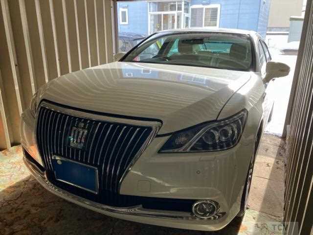 2017 Toyota Crown Majesta