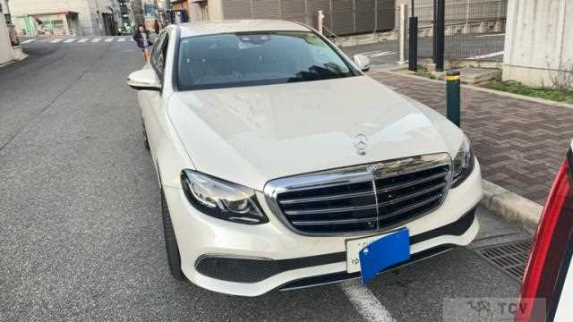 2016 Mercedes-Benz E-Class