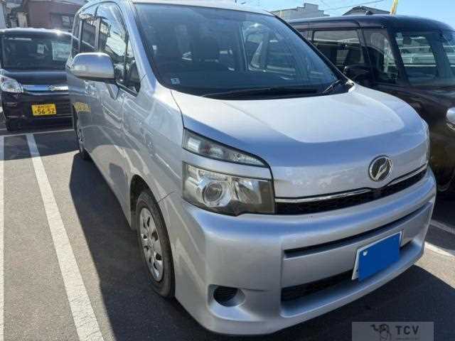 2012 Toyota Voxy