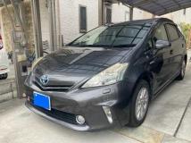 2013 Toyota PRIUS α