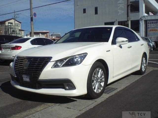 2013 Toyota Crown