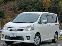 2010 Toyota Noah