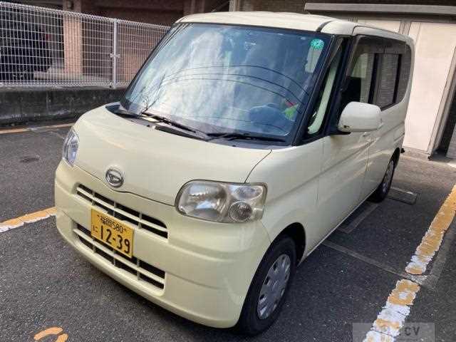 2009 Daihatsu Tanto
