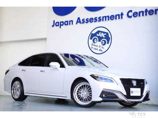2022 Toyota Crown Hybrid