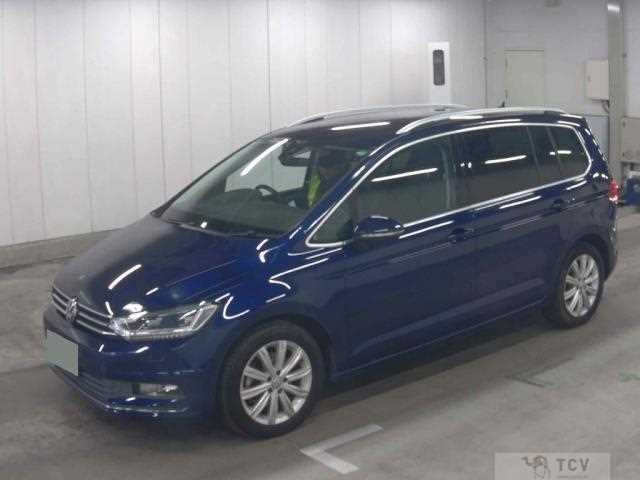 2017 Volkswagen Golf Touran