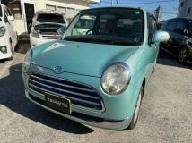 2005 Daihatsu Miragino