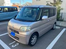 2010 Daihatsu Tanto