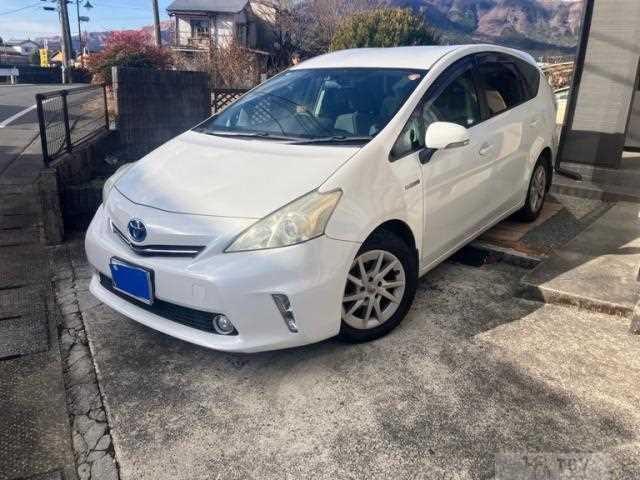 2012 Toyota PRIUS α