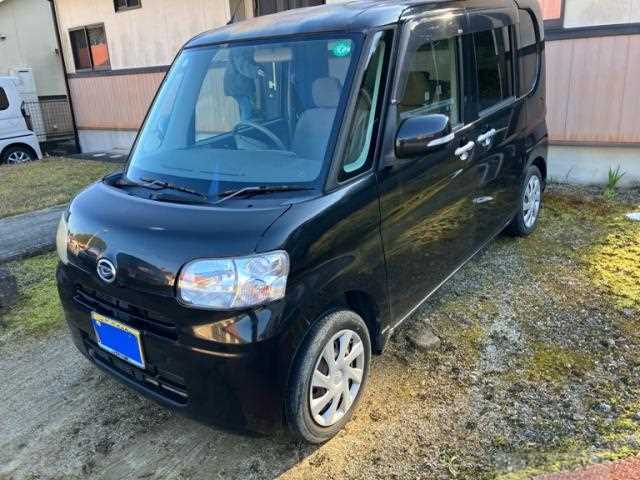 2011 Daihatsu Tanto