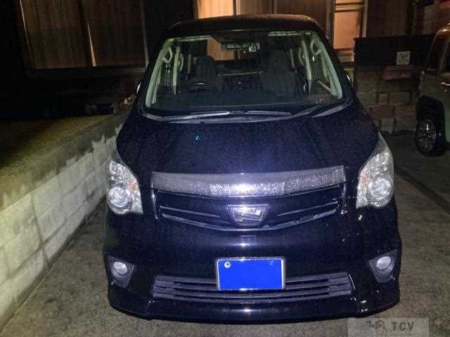 2011 Toyota Noah