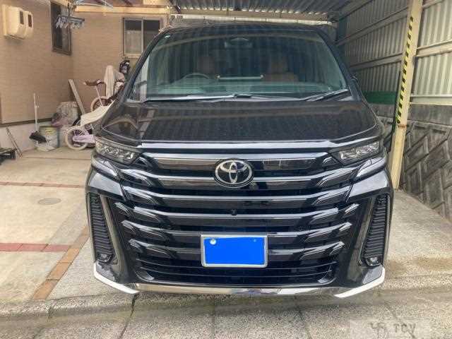 2025 Toyota Vellfire