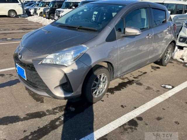 2017 Toyota Vitz