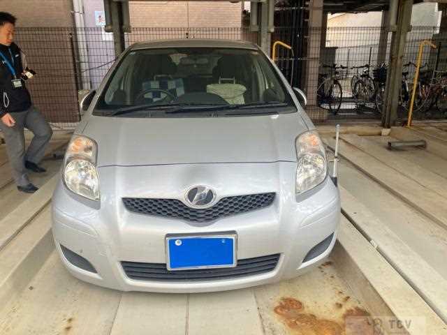 2010 Toyota Vitz
