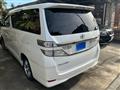 2013 Toyota Vellfire