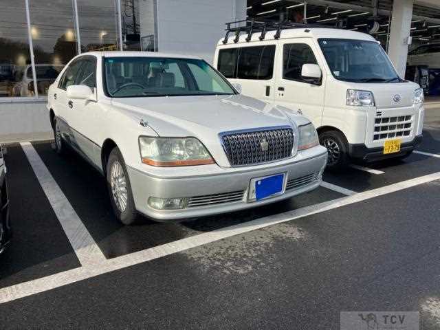 2002 Toyota Crown Majesta