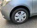 2006 Toyota Vitz