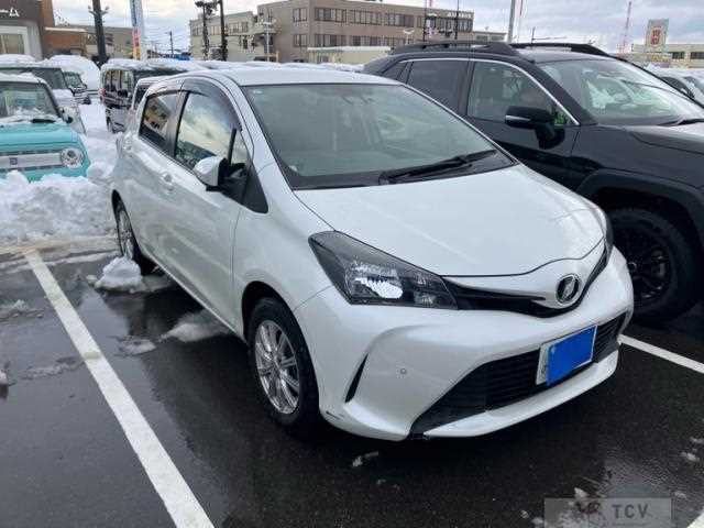 2016 Toyota Vitz