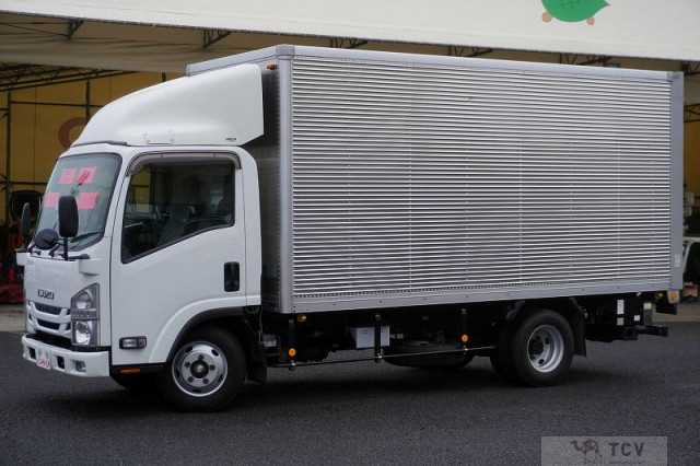 2016 Isuzu Elf Truck