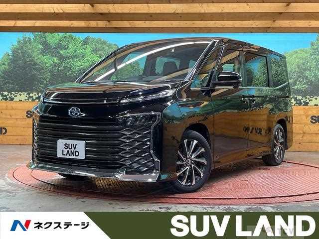 2023 Toyota Voxy