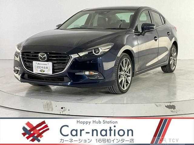 2017 Mazda Axela