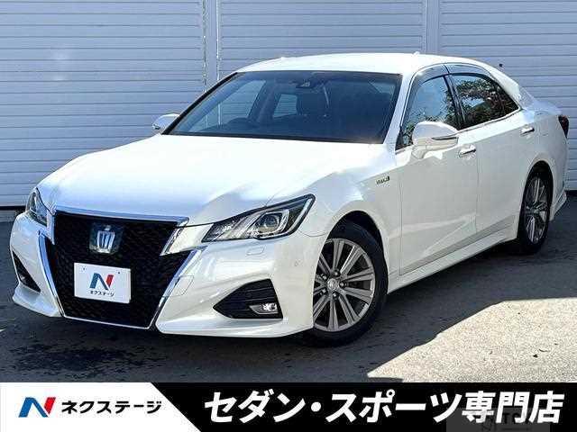 2017 Toyota Crown Hybrid
