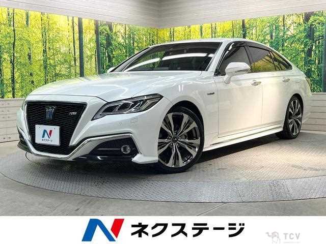2018 Toyota Crown Hybrid